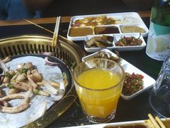 -牛鲜盛齐齐哈尔烤肉(曹路店)