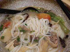 -蒙自源米线大王(江南西路店)