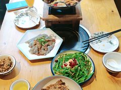 -民食香·腊排骨野生菌美食(木府店)