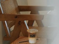 椰汁奶咖-A30 BISTRO