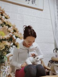 -闺蜜瑜伽·普拉提女性塑形馆