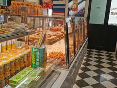 面包甜点陈列柜-味多美蛋糕(马家堡永辉店)