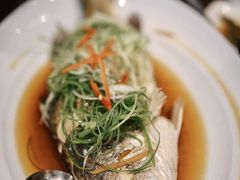 -Chom Cafe and Restaurant