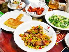 -洁雅小南方俏巴鱼馆(汴河街店)