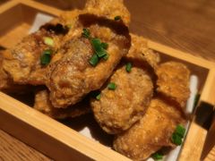 棒棒的蛋黄鸡翅-弄堂里·寻味杭州(湖滨银泰in77C区店)