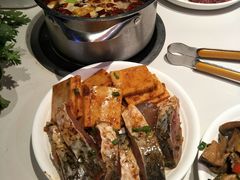 -锅儿欢海鲜火锅烤肉自助餐(东港凯虹店)
