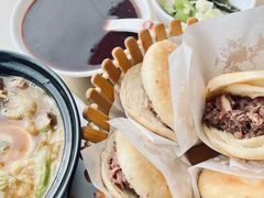 -闫家驴肉老店(华电一校店)