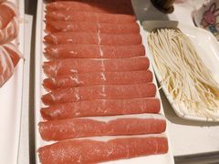 肥牛-海底捞火锅(长宁路龙之梦店)