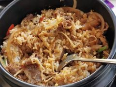 石锅蚝油肥牛金针菇饭-本味轩精品茶餐厅(黄山路店)