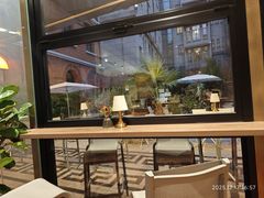 -潮一不贰·法式甜品·生日蛋糕·西式简餐(外滩店)