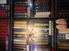 -钟书阁(松江泰晤士小镇店)