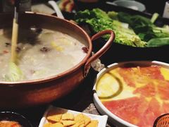 -三人行骨头王火锅(长寿店)
