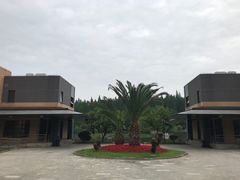 -上海怡沁园度假酒店