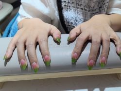 -瞧·享轻奢美甲美睫