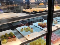 -遇上西雅图多融合海鲜自助餐厅(中房金谊广场店)