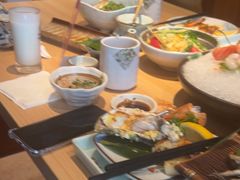 -花和海鲜自助(梅江店)