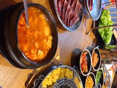 -青瓦炭韩潮烤肉(花园道店)