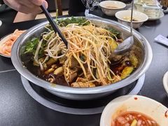 -周良天山牛杂城(天山路总店)