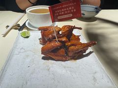 非遗红烧乳鸽-侨美食家·粤菜(体育西路店)