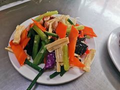 素什锦-王三姑牛肉饼