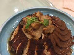 -舜耕山庄四时万和自助餐厅