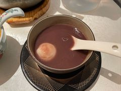 红豆沙汤圆-维园悦谱·海派家常菜(乌鲁木齐南路店)