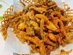 香椿酥小鱼-眉州东坡(华联万柳店)