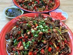 -犟一碗双椒鸡面(得意世界店)