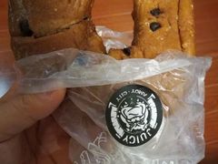 巧克力奶油圈-Juicy Bakery(大学路店)