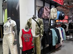 -五环Outlets(高新工厂店)
