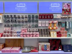 -燕莎奥特莱斯购物中心