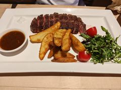 -LENBACH兰巴赫西餐啤酒坊(大连东港店)