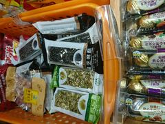 -来伊份1038(新村路三店)