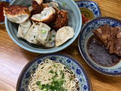 -无名氏宵夜小摊(祝家三姐妹馄饨店)