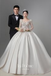 -乐派诗婚纱摄影