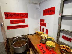 -柳州肥姨妈大骨螺蛳粉(万达中心店)