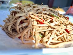 -天乐农家鱼头王(天目湖店)