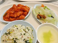 -荣华基·现炒快餐(肇嘉浜路店)
