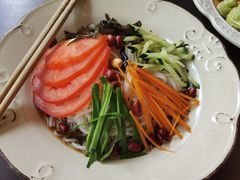 凉米线-缘生态云南菜·野生菌庭院餐厅(华侨城店)
