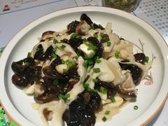 皖南菌三鲜-又见炊烟私房菜(敬亭路店)