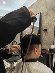 -TONI&GUY