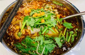 Braised Intestine Spicy Noodles
