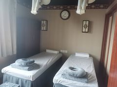 -裕和堂中医推拿艾灸(太古汇臻品店)