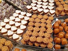 -Laderach 莱德拉(上海环贸iapm店)