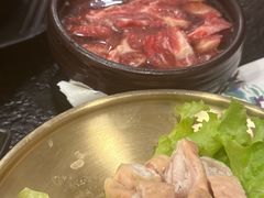 -臻牛烤肉