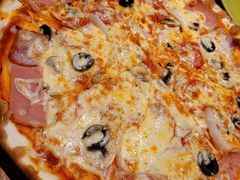 -JINNS锦时 steak&pizza(浸信会礼拜堂旧址店)
