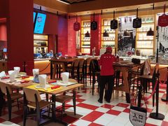 -城市大道红炉披萨烘焙坊