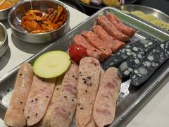 -山野的朋友露营炭火烤肉