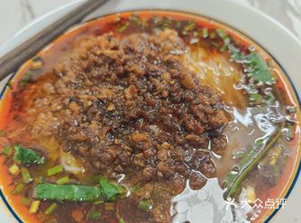 谁懂啊，随便选了家米线吃，竟然是酸的!