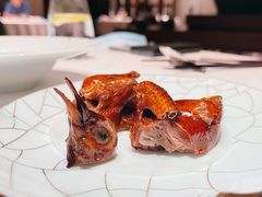 脆皮妙龄鸽-新荣记(建国门外大街店)
